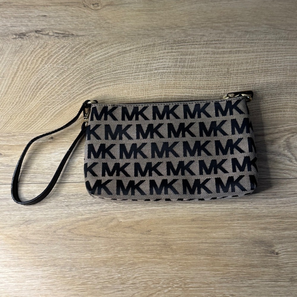 Michael Kors MK Logo Canvas Wristlet Pouch Clutch‎ Cosmetic Bag Gold Tone